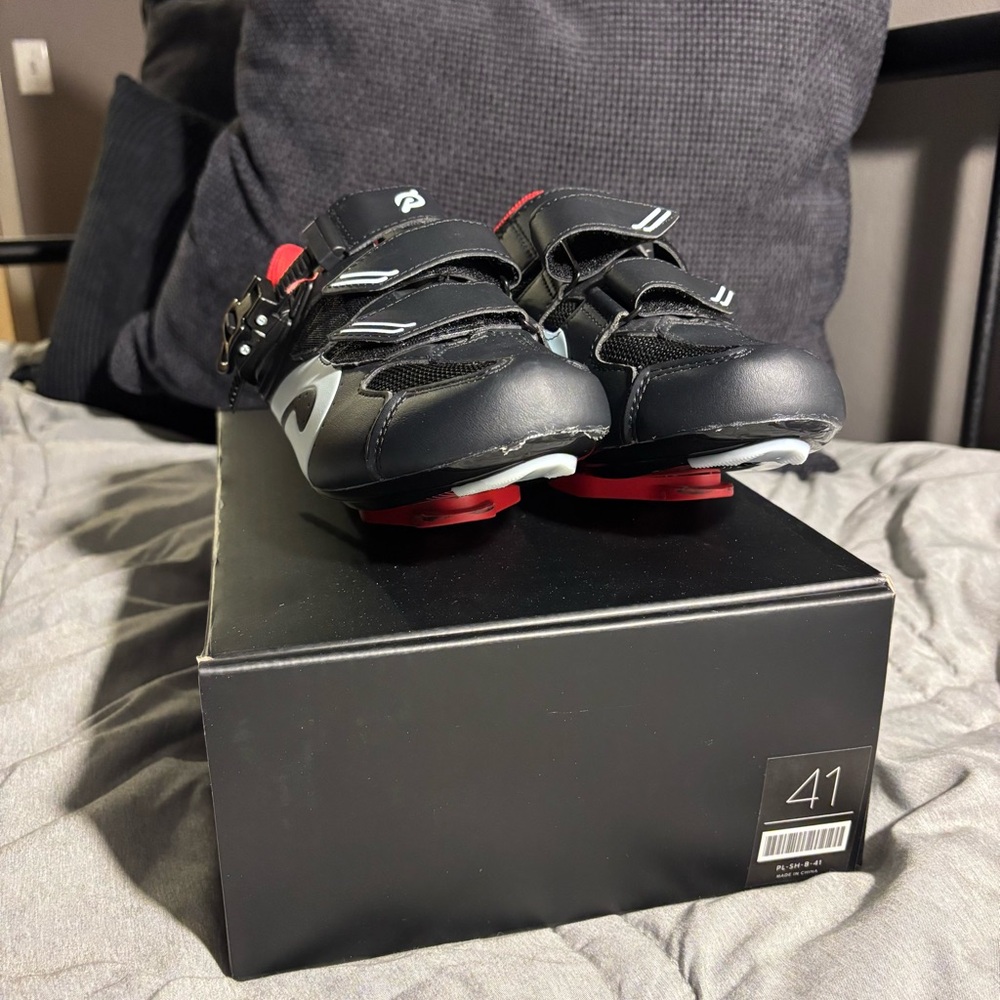 Peloton Cycling Shoes Unisex Size 41